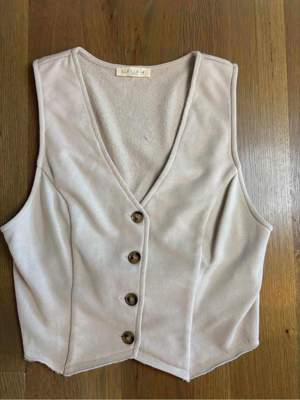 ILLA ILLA Light Beige Button Vest
